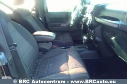 
										Jeep Wrangler 3.8 V6 Automatas 2011 full									