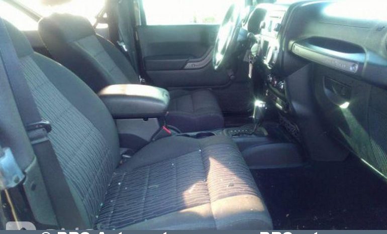 
								Jeep Wrangler 3.8 V6 Automatas 2011 full									