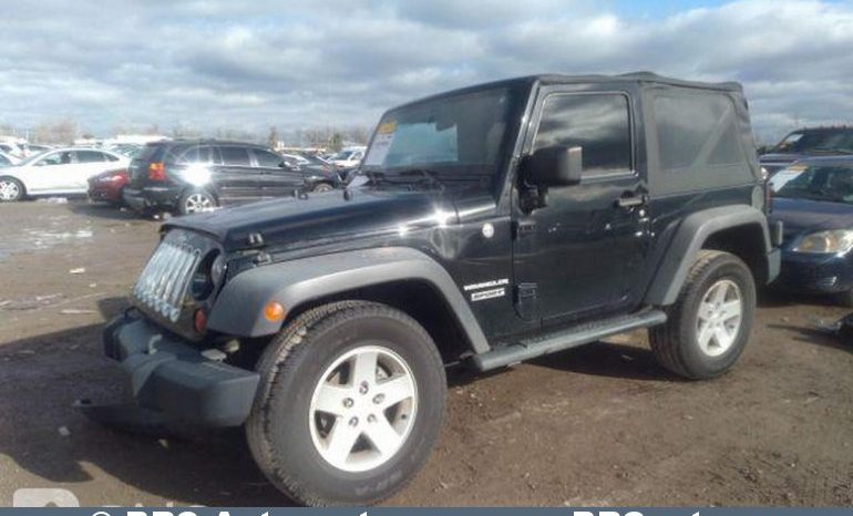 
								Jeep Wrangler 3.8 V6 Automatas 2011 full									