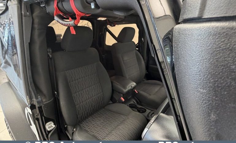 
								Jeep Wrangler 3.8 V6 Automatas 2011 full									