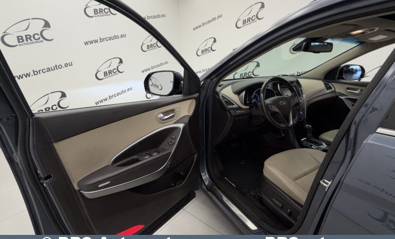 
								Hyundai Santa Fe 2.2 CRDi AWD Automatas 2018 full									