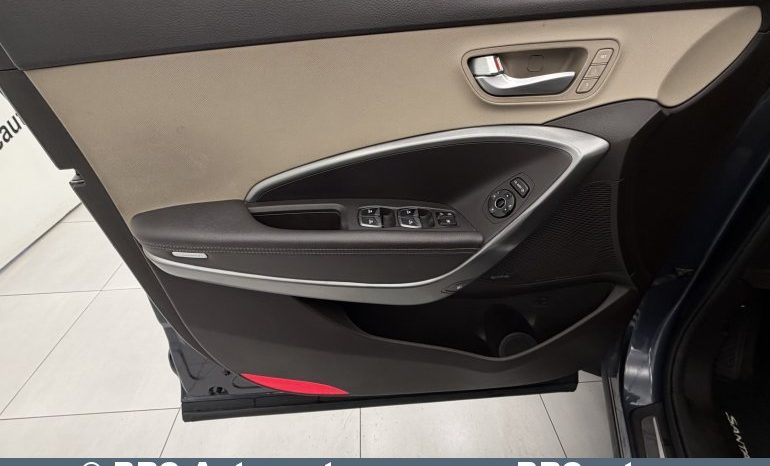 
								Hyundai Santa Fe 2.2 CRDi AWD Automatas 2018 full									