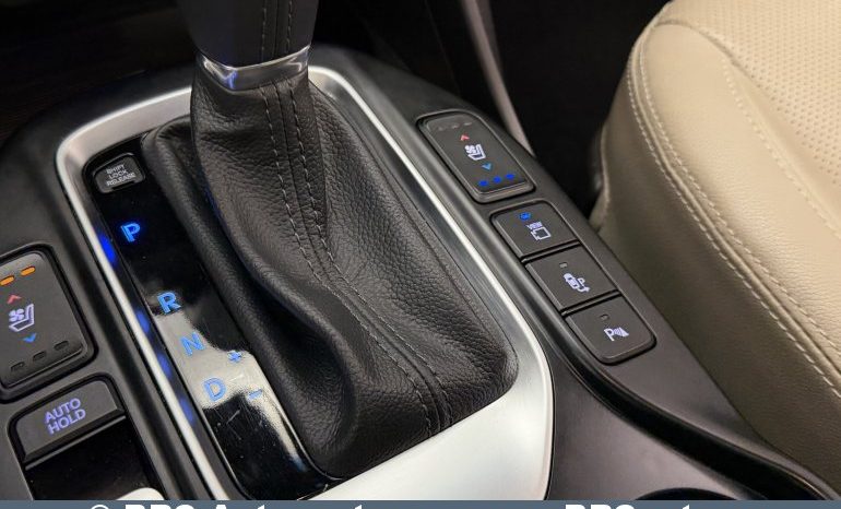 
								Hyundai Santa Fe 2.2 CRDi AWD Automatas 2018 full									