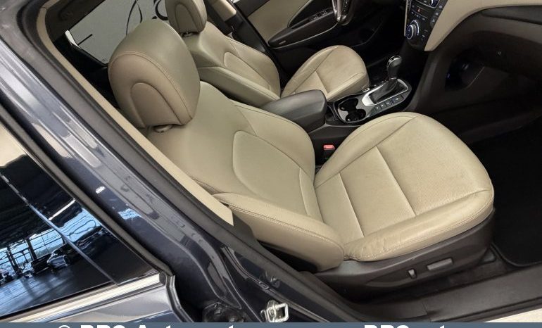 
								Hyundai Santa Fe 2.2 CRDi AWD Automatas 2018 full									