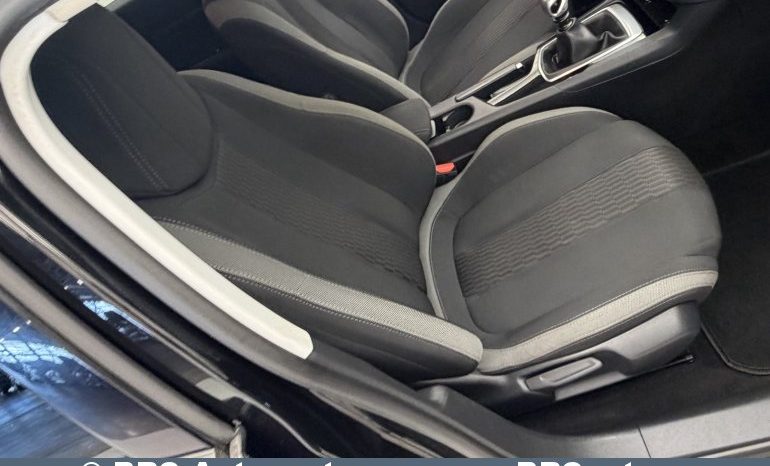 
								Peugeot 308 BlueHDi Style 2016 full									