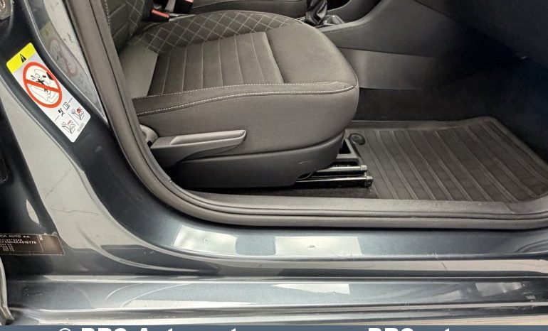 
								Skoda Rapid 1.0 TSI 2018 full									
