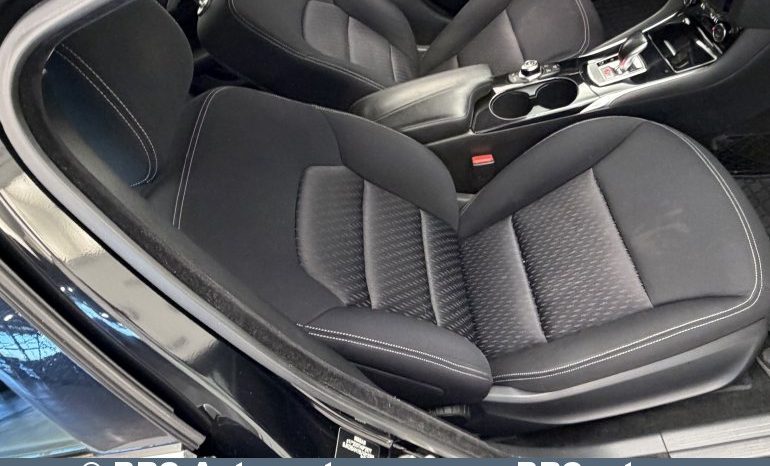 
								Infiniti Q30 2.2d Automatas 2018 full									