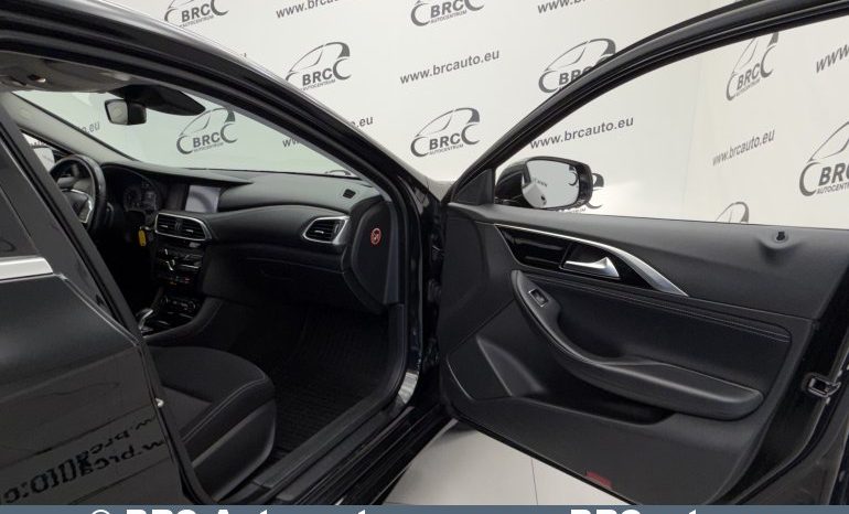 
								Infiniti Q30 2.2d Automatas 2018 full									