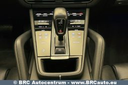 
										Porsche Cayenne 3.0 AWD Automatas 2019 full									