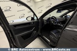 
										Porsche Cayenne 3.0 AWD Automatas 2019 full									