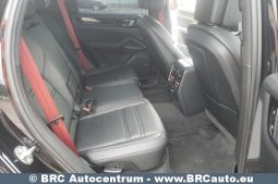 
										Porsche Cayenne 3.0 AWD Automatas 2019 full									