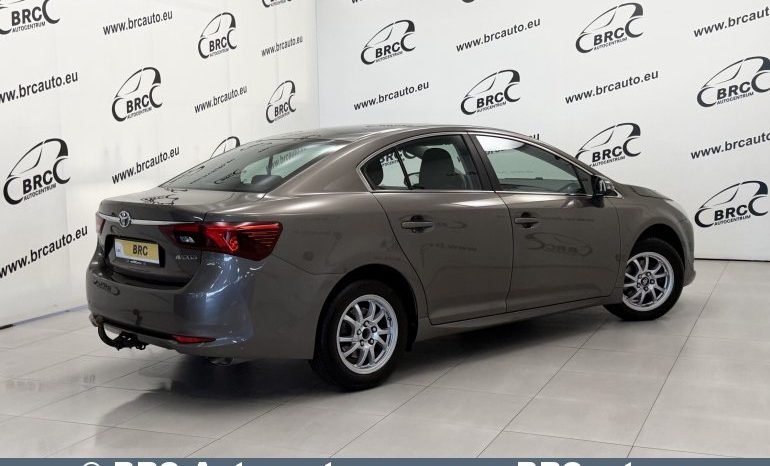 
								Toyota Avensis Sedan 1.6 Valvematic Standart 2017 full									