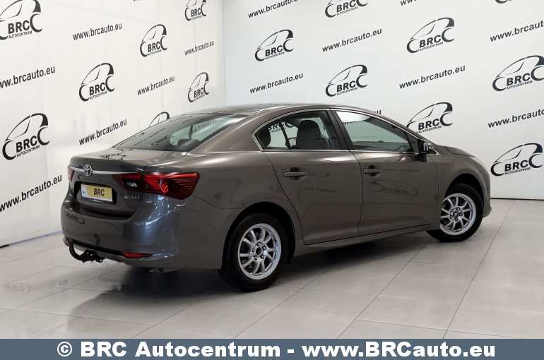 Toyota Avensis Sedan 1.6 Valvematic Standart 2017