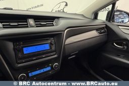 
										Toyota Avensis Sedan 1.6 Valvematic Standart 2017 full									