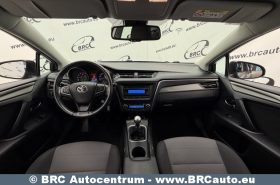 Toyota Avensis Sedan 1.6 Valvematic Standart 2017