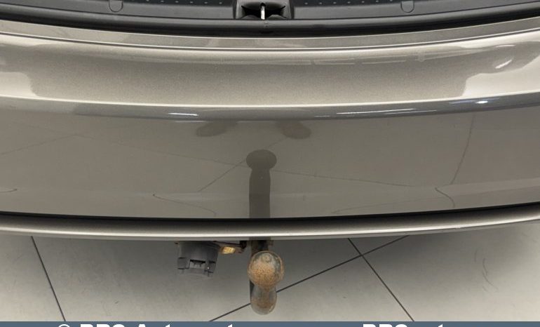 
								Toyota Avensis Sedan 1.6 Valvematic Standart 2017 full									