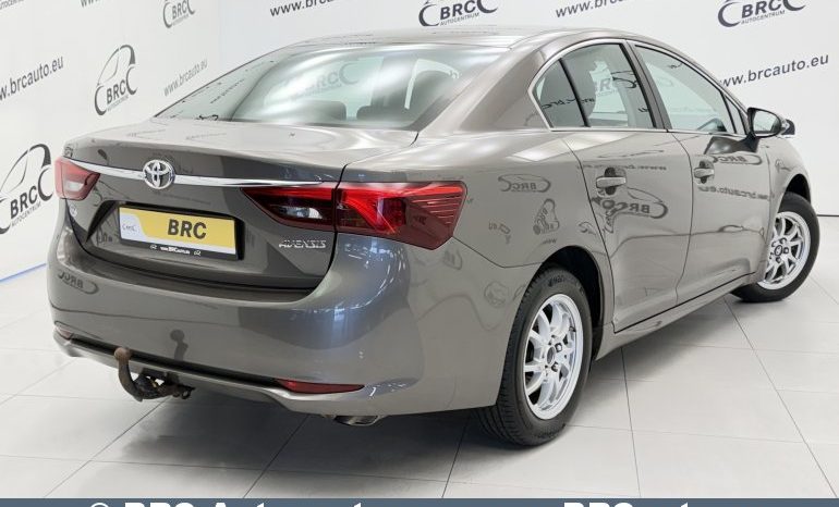 
								Toyota Avensis Sedan 1.6 Valvematic Standart 2017 full									
