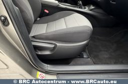 
										Toyota Avensis Sedan 1.6 Valvematic Standart 2017 full									