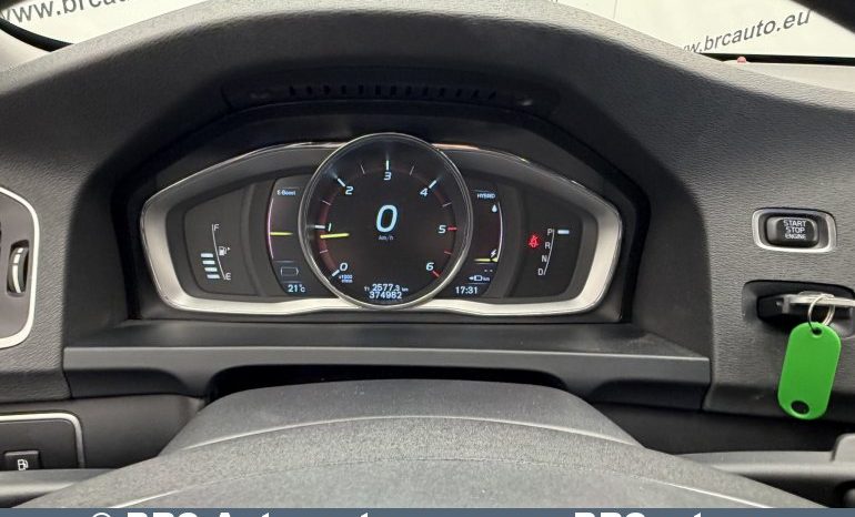 
								Volvo V60 D6 Plug-In AWD Twin Engine Automatas 2015 full									