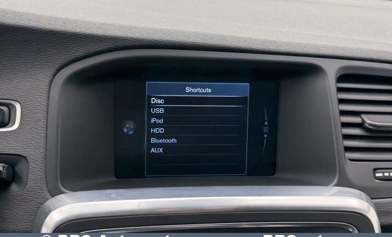 
								Volvo V60 D6 Plug-In AWD Twin Engine Automatas 2015 full									