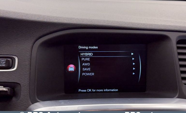 
								Volvo V60 D6 Plug-In AWD Twin Engine Automatas 2015 full									
