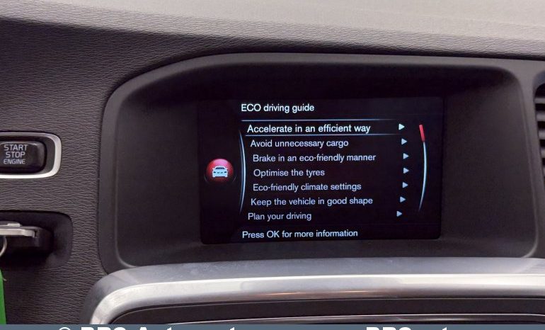 
								Volvo V60 D6 Plug-In AWD Twin Engine Automatas 2015 full									