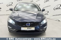 
										Volvo V60 D6 Plug-In AWD Twin Engine Automatas 2015 full									