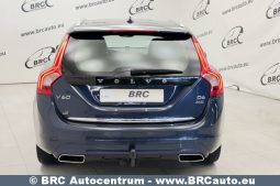 
										Volvo V60 D6 Plug-In AWD Twin Engine Automatas 2015 full									