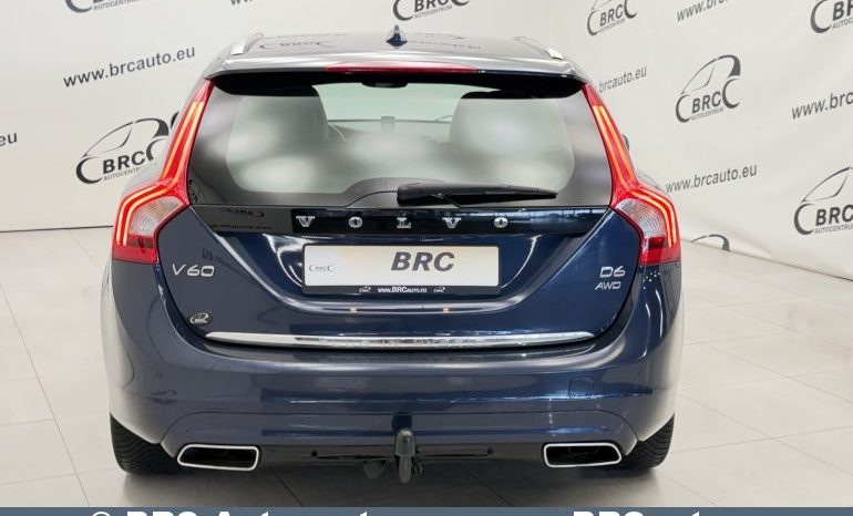 
								Volvo V60 D6 Plug-In AWD Twin Engine Automatas 2015 full									