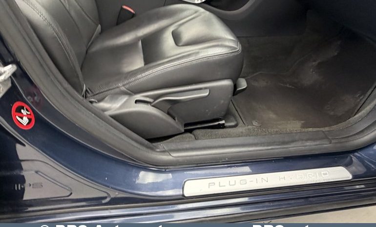 
								Volvo V60 D6 Plug-In AWD Twin Engine Automatas 2015 full									