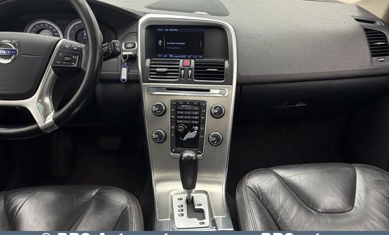 
								Volvo XC 60 3.2i Automatas 2012 full									