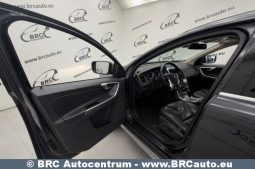
										Volvo XC 60 3.2i Automatas 2012 full									