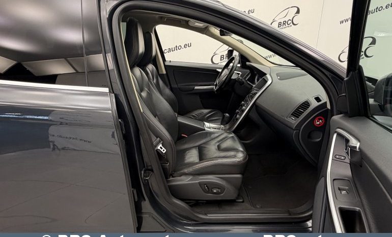 
								Volvo XC 60 3.2i Automatas 2012 full									