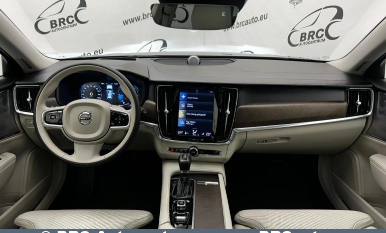 
								Volvo V90 Cross Country 2.0 D5 AWD Automatas 2018 full									