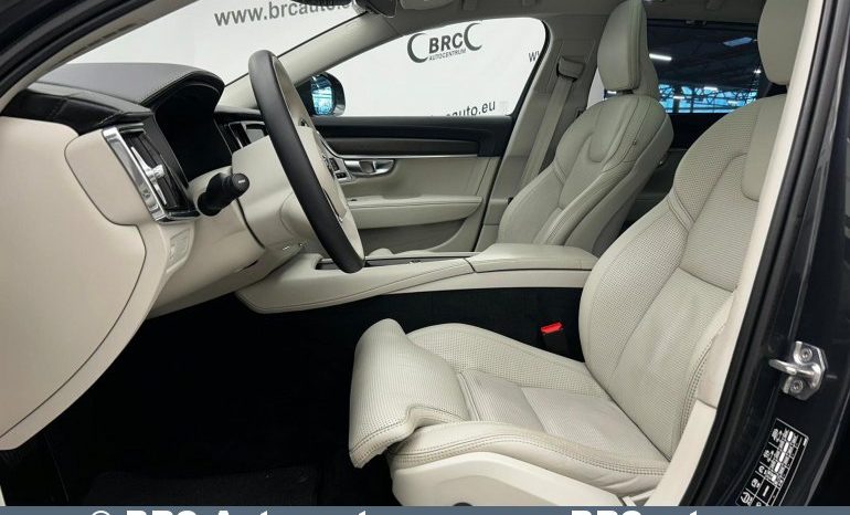 
								Volvo V90 Cross Country 2.0 D5 AWD Automatas 2018 full									