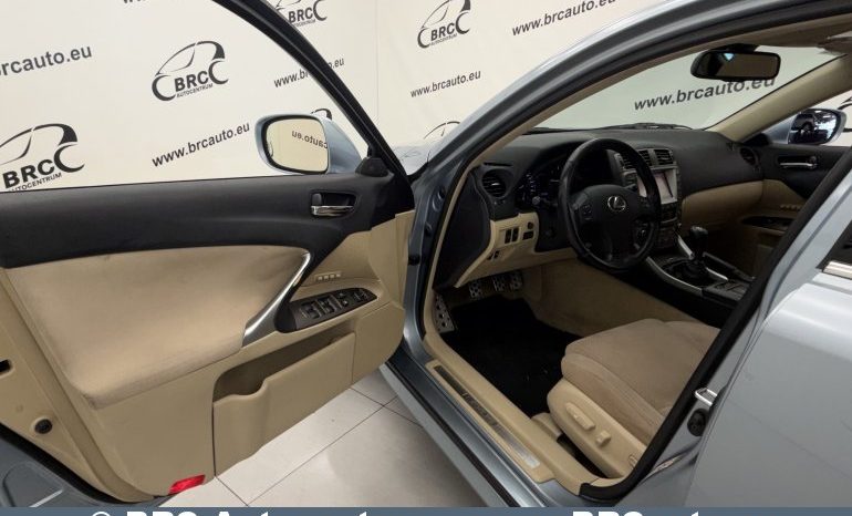 
								Lexus IS 220 2.2 D-CAT 2007 full									