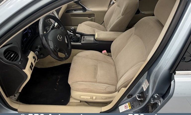 
								Lexus IS 220 2.2 D-CAT 2007 full									