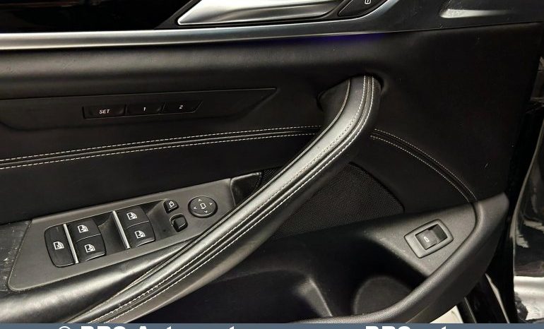 
								BMW 540 i xDrive Automatas 2018 full									