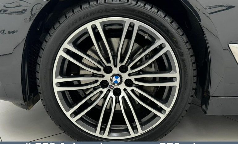 
								BMW 540 i xDrive Automatas 2018 full									