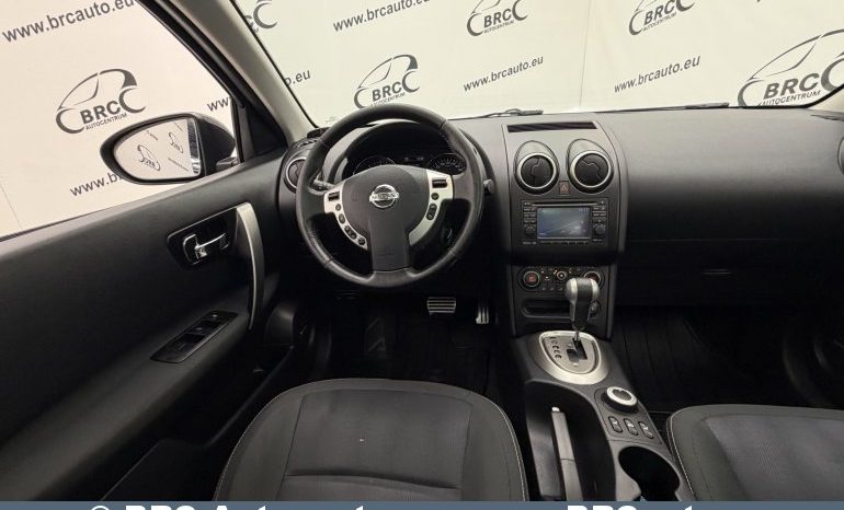 
								Nissan Qashqai+2  2011 full									
