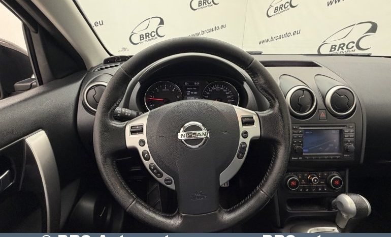 
								Nissan Qashqai+2  2011 full									