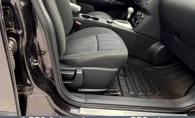 
								Nissan Qashqai+2  2011 full									