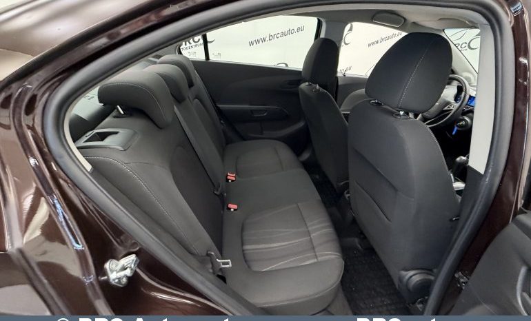 
								Chevrolet Aveo 1.4i Automatas 2013 full									