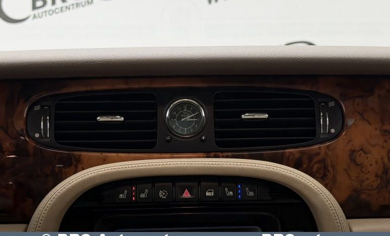
								Jaguar XJ 4.2 Vanden Plas Automatas 2008 full									