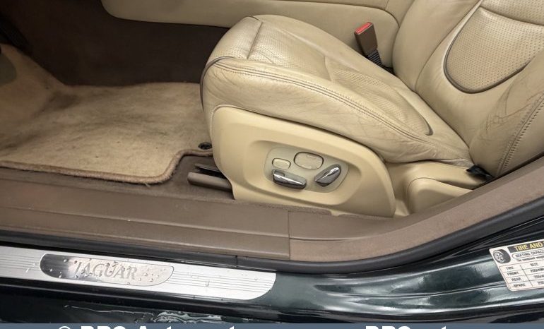
								Jaguar XJ 4.2 Vanden Plas Automatas 2008 full									