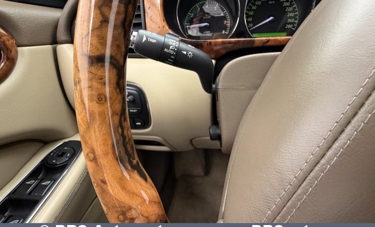 
								Jaguar XJ 4.2 Vanden Plas Automatas 2008 full									