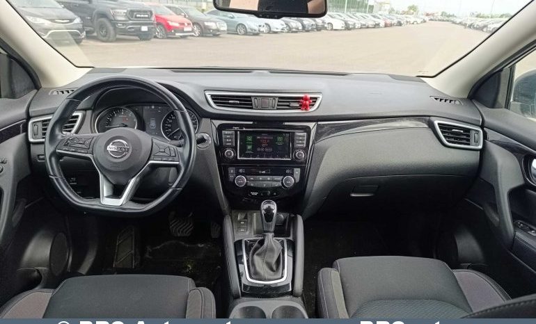 
								Nissan Qashqai 1.3 DIG-T Automatas 2021 full									
