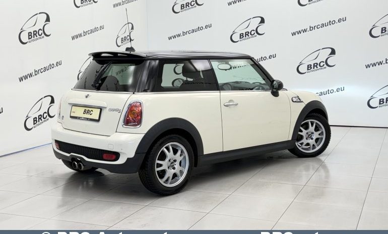
								Mini Cooper S 1.6T R56 2009 full									