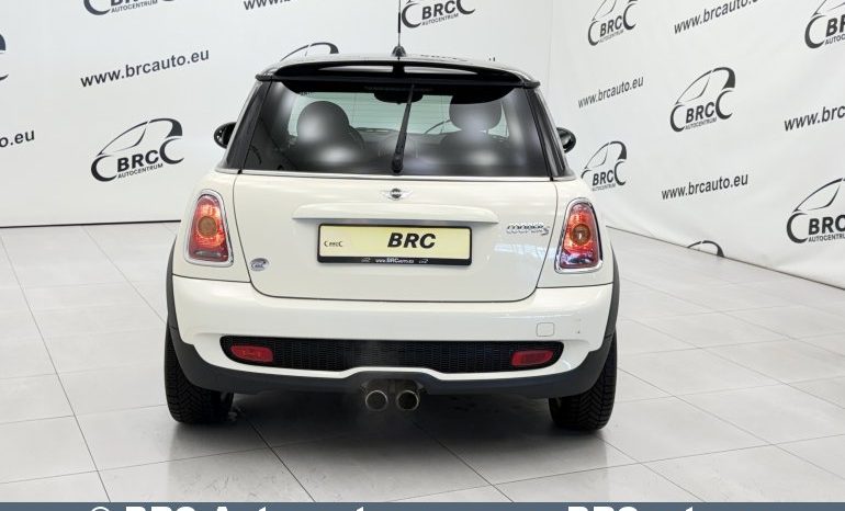 
								Mini Cooper S 1.6T R56 2009 full									