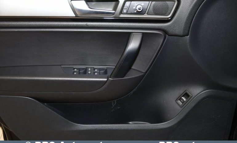 
								Volkswagen Touareg 3.6 V6 Automatas 2011 full									